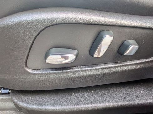 Used 2018 Cadillac XT5 Premium Luxury image 22