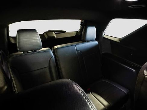 Used 2023 Chevrolet Traverse LT AWD/4WD image 27