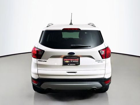 Used 2019 Ford Escape Titanium image 7