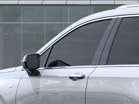 New 2025 Cadillac XT6 Luxury image 42