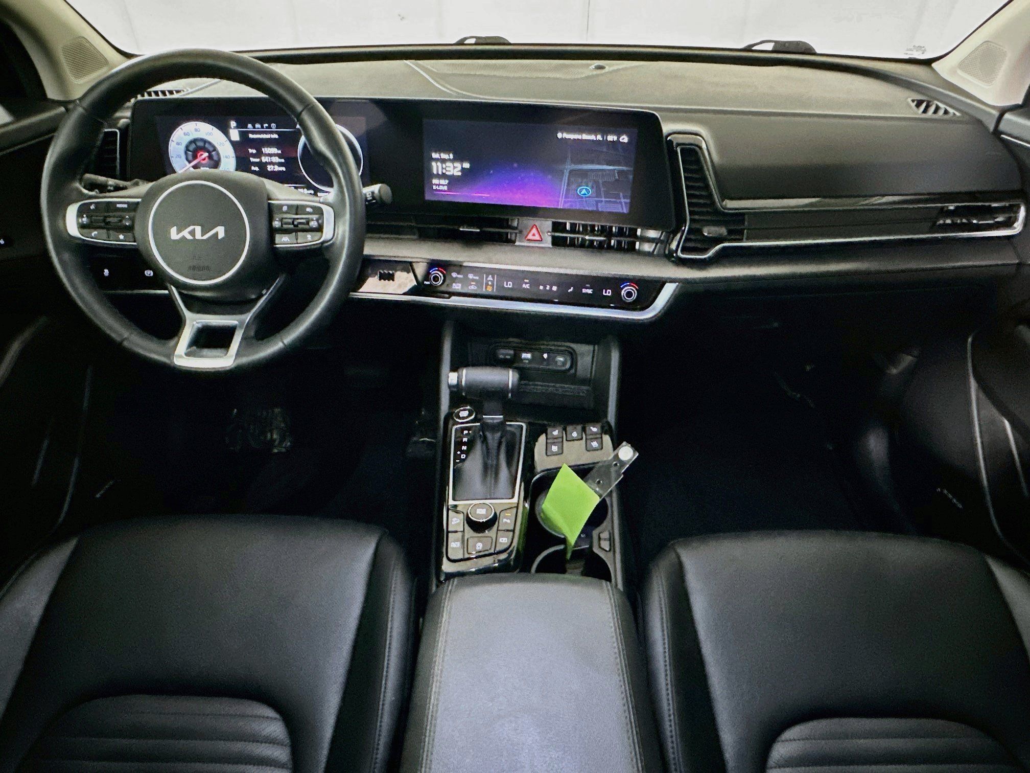 Used 2025 Kia Sportage SX FWD image 27