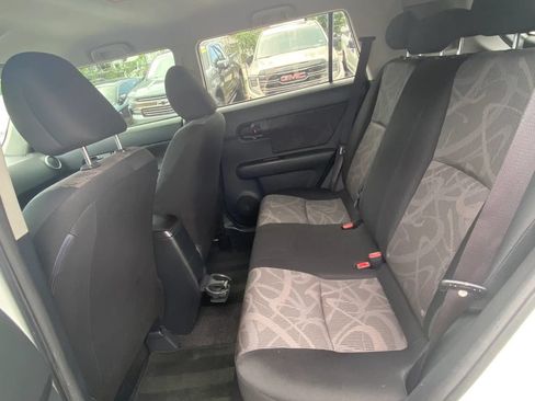 Used 2015 Scion xB FWD image 8
