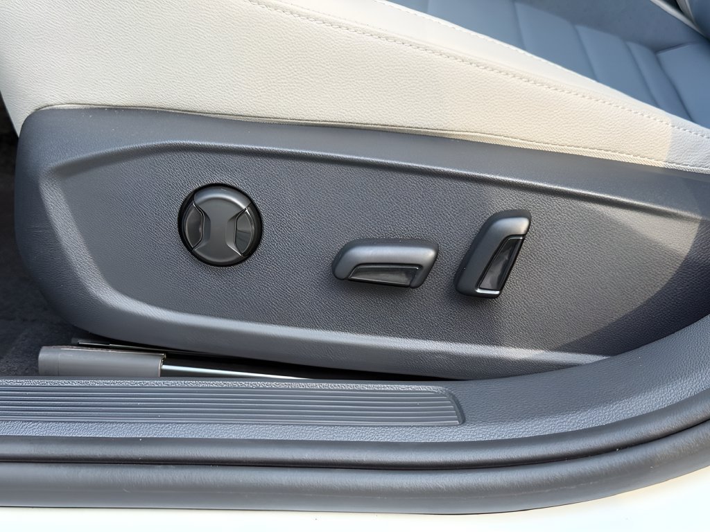 New 2026 Volkswagen Jetta SE FWD image 11