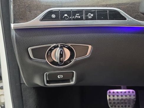 Used 2016 Mercedes-Benz S 550 Sedan image 25