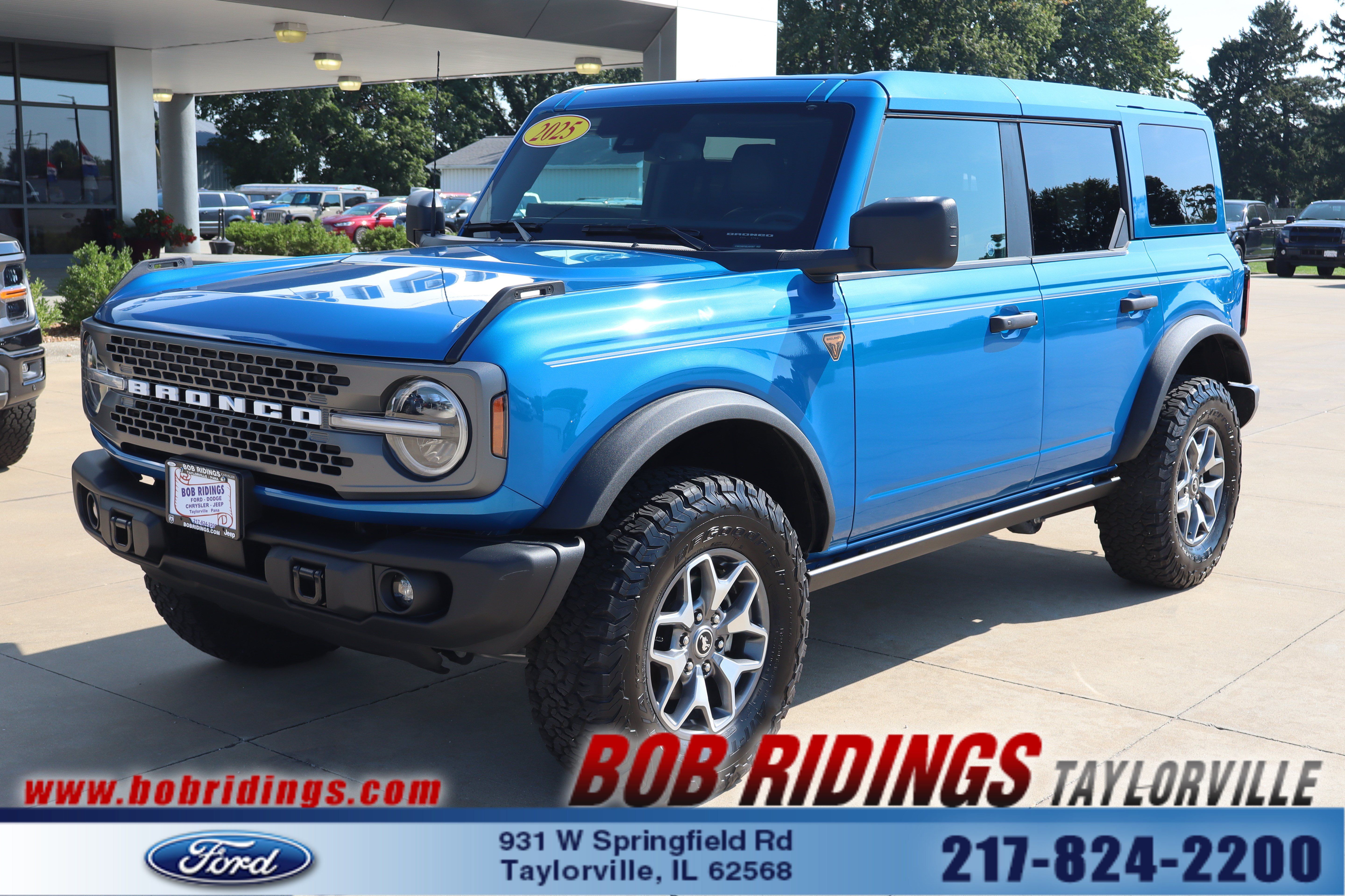 Used 2025 Ford Bronco Badlands AWD/4WD image 1