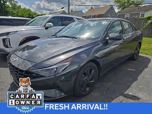 Used 2021 Hyundai Elantra SEL w/ Convenience Package FWD image 6