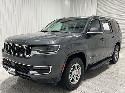 Used 2022 Jeep Wagoneer Series I image 1