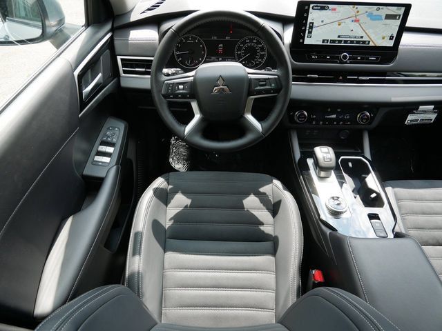 Used 2026 Mitsubishi Outlander SE AWD/4WD image 12