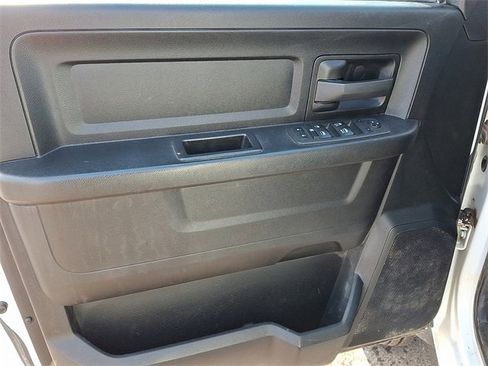 Used 2021 RAM 5500 Tradesman w/ Chrome Appearance Group image 9