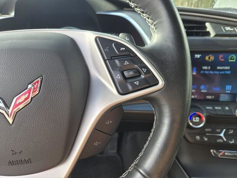 Used 2019 Chevrolet Corvette Stingray Convertible w/ 2LT Preferred Equipment Group image 10