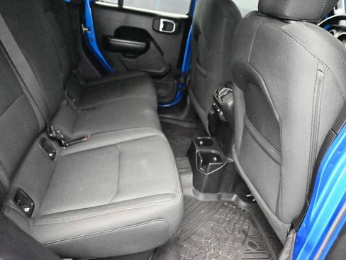Used 2021 Jeep Gladiator Sport AWD/4WD image 15