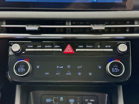 Used 2025 Hyundai Tucson SEL image 16