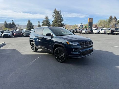 New 2026 Jeep Compass Latitude AWD/4WD image 4