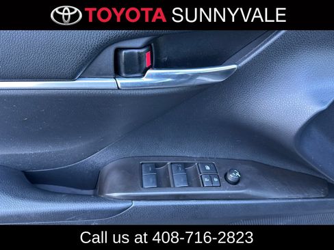 Used 2023 Toyota Camry SE FWD image 17
