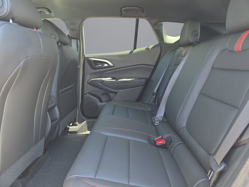 New 2026 Chevrolet Trax RS w/ Driver Confidence Package FWD image 32