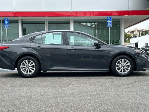 Certified 2025 Toyota Camry LE FWD image 3