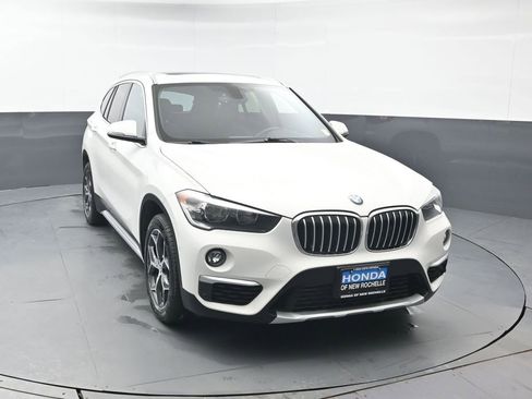 Used 2018 BMW X1 xDrive28i image 9