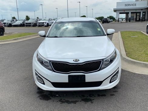 Used 2015 Kia Optima LX FWD image 2