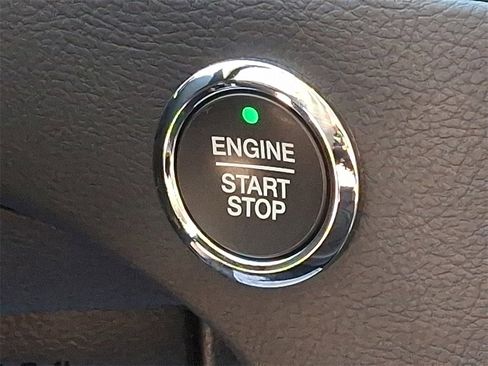 Certified 2022 Ford Edge SEL w/ Convenience Package image 23