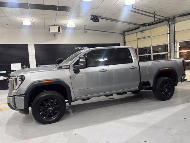 Used 2025 GMC Sierra 2500 AT4 AWD/4WD image 5