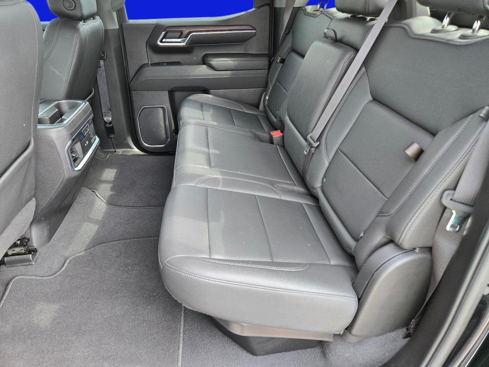 Used 2023 GMC Sierra 1500 SLT RWD image 17