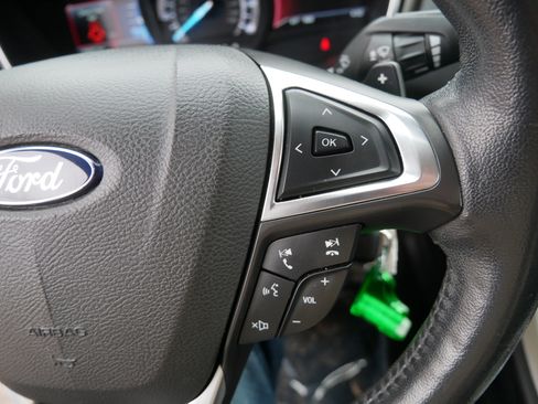 Used 2016 Ford Fusion SE w/ Equipment Group 202A image 29