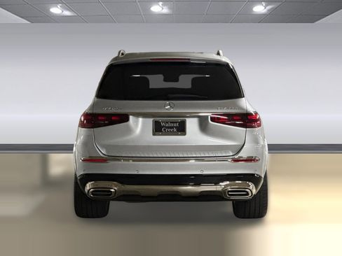 New 2026 Mercedes-Benz Maybach GLS 600 4MATIC image 9