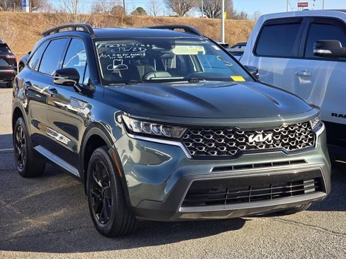 Used 2022 Kia Sorento S image 7