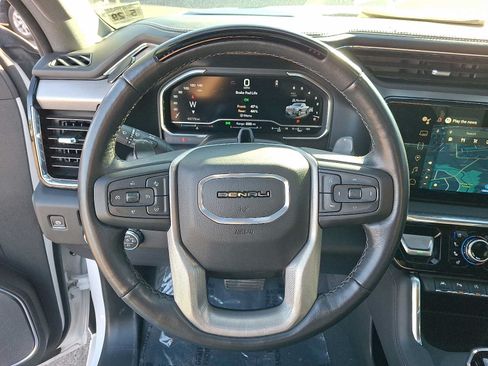 Used 2024 GMC Sierra 1500 Denali AWD/4WD image 21