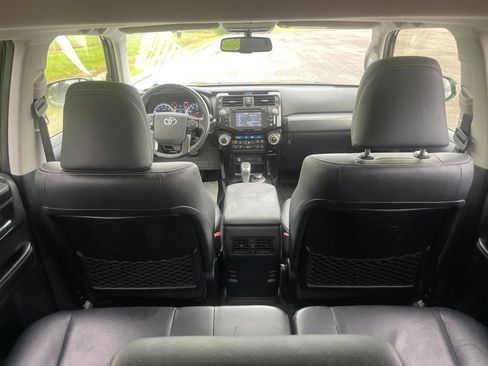 Used 2019 Toyota 4Runner Limited AWD/4WD image 15