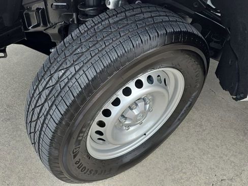 New 2025 Toyota Tacoma SR image 31