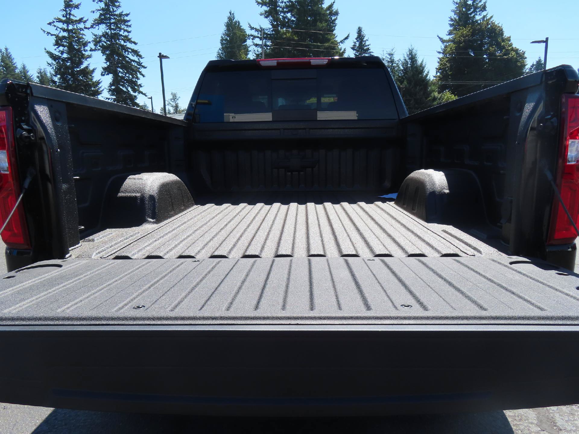 New 2026 Chevrolet Silverado 1500 RST w/ RST All Star Premium Package AWD/4WD image 8