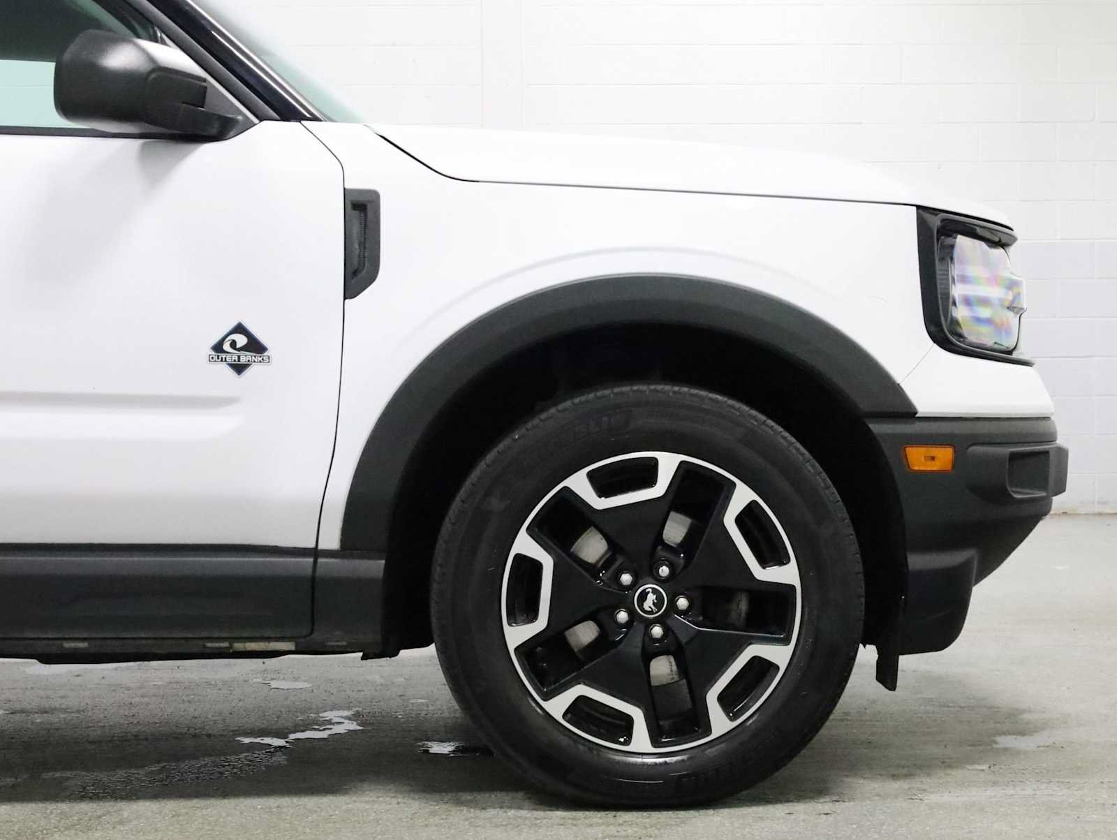 Used 2022 Ford Bronco Sport Outer Banks w/ Tech Package AWD/4WD image 11