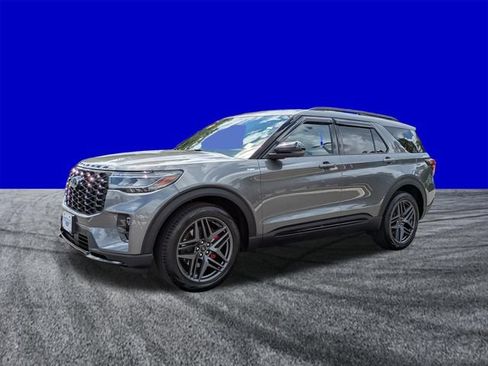 Certified 2026 Ford Explorer ST-Line w/ ST-Line Street Pack RWD image 8