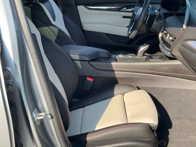 Used 2026 Cadillac CT5 Sport w/ Technology Package RWD image 21