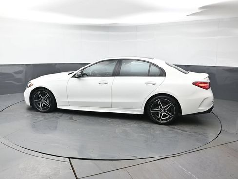 Used 2023 Mercedes-Benz C 300 4MATIC Sedan image 4