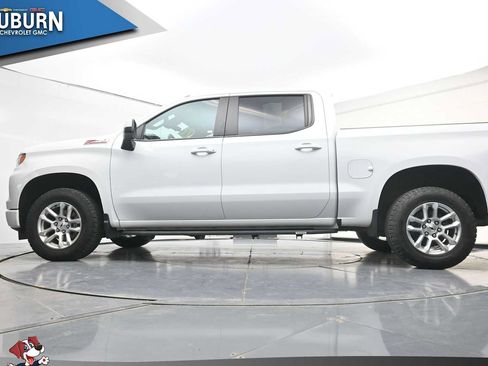 Used 2022 Chevrolet Silverado 1500 RST AWD/4WD image 21