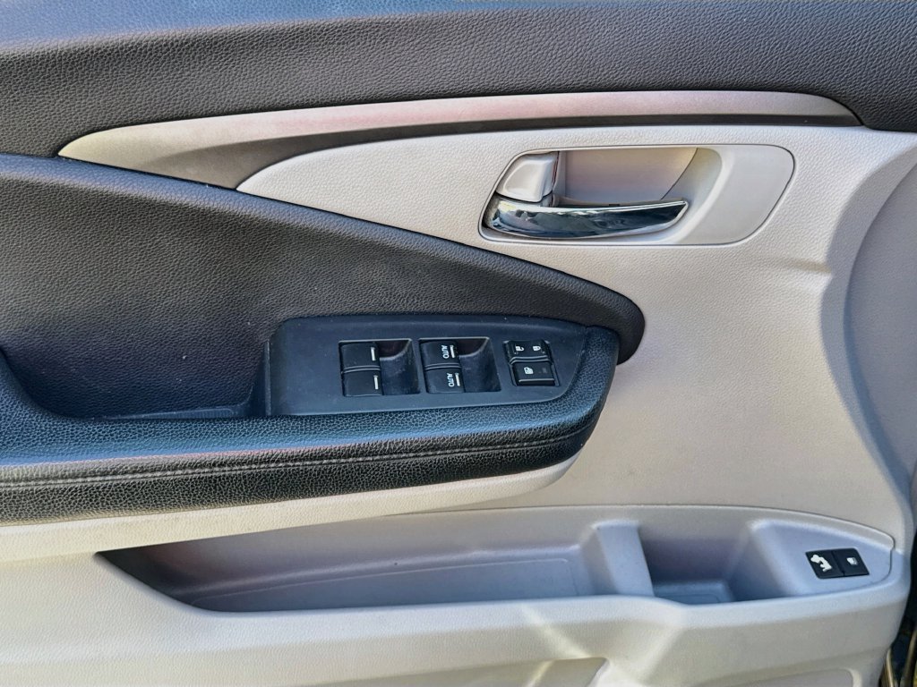 Used 2016 Honda Pilot EX-L image 22