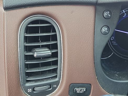 Used 2016 INFINITI QX50 2WD w/ Premium Plus Package image 25