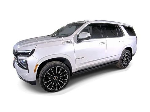 Certified 2025 Chevrolet Tahoe High Country AWD/4WD image 1