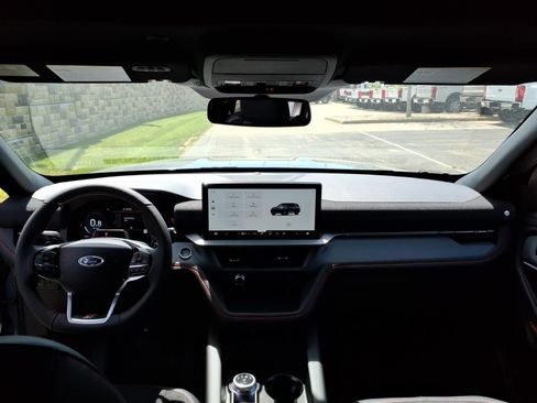 New 2026 Ford Explorer ST AWD/4WD image 32