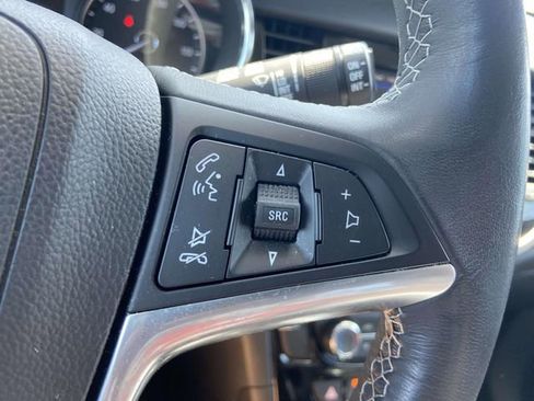 Certified 2022 Buick Encore Preferred w/ Safety Package AWD/4WD image 15
