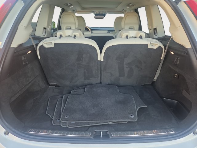 Used 2022 Volvo XC90 T5 Momentum AWD/4WD image 36