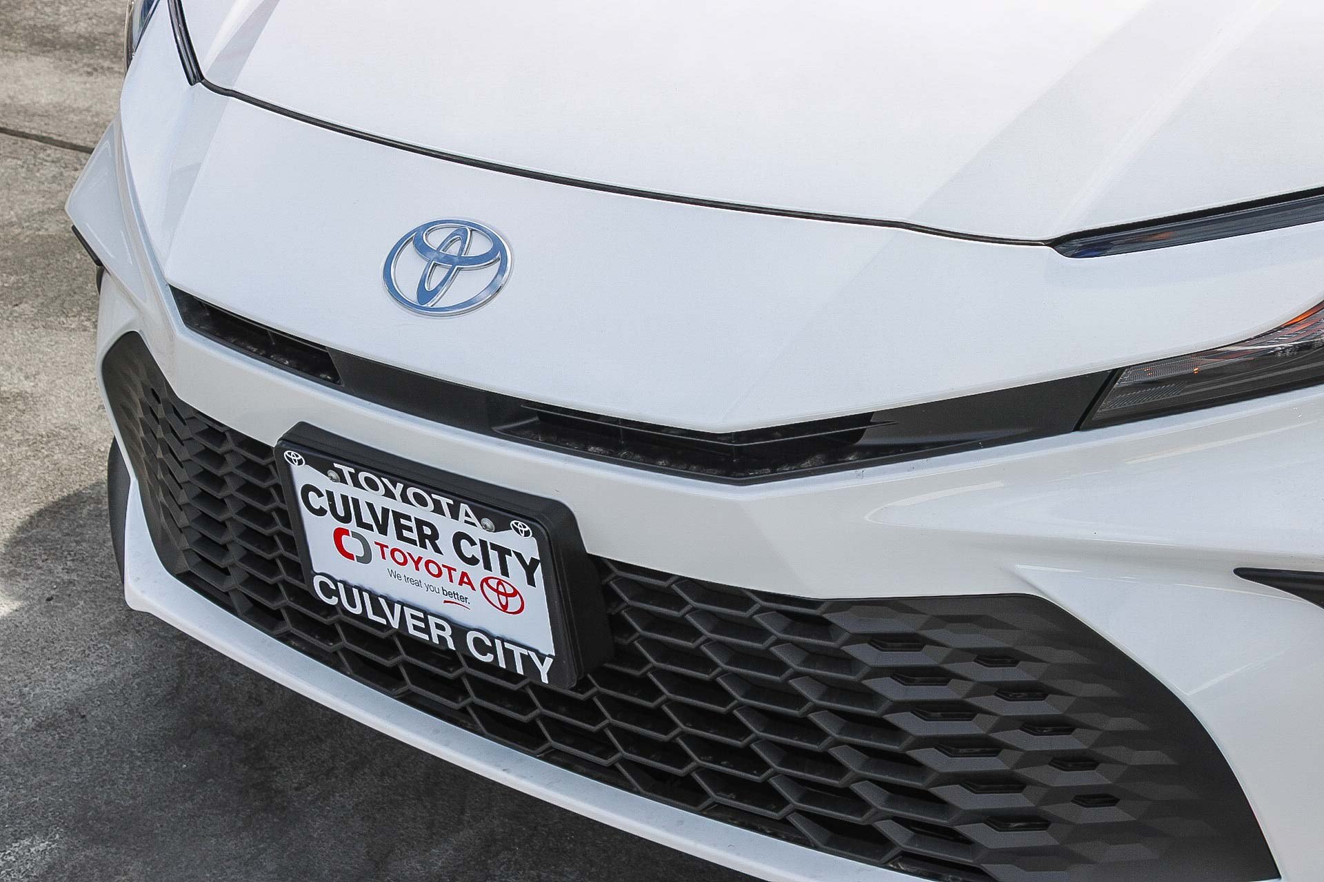 New 2026 Toyota Camry SE FWD image 6
