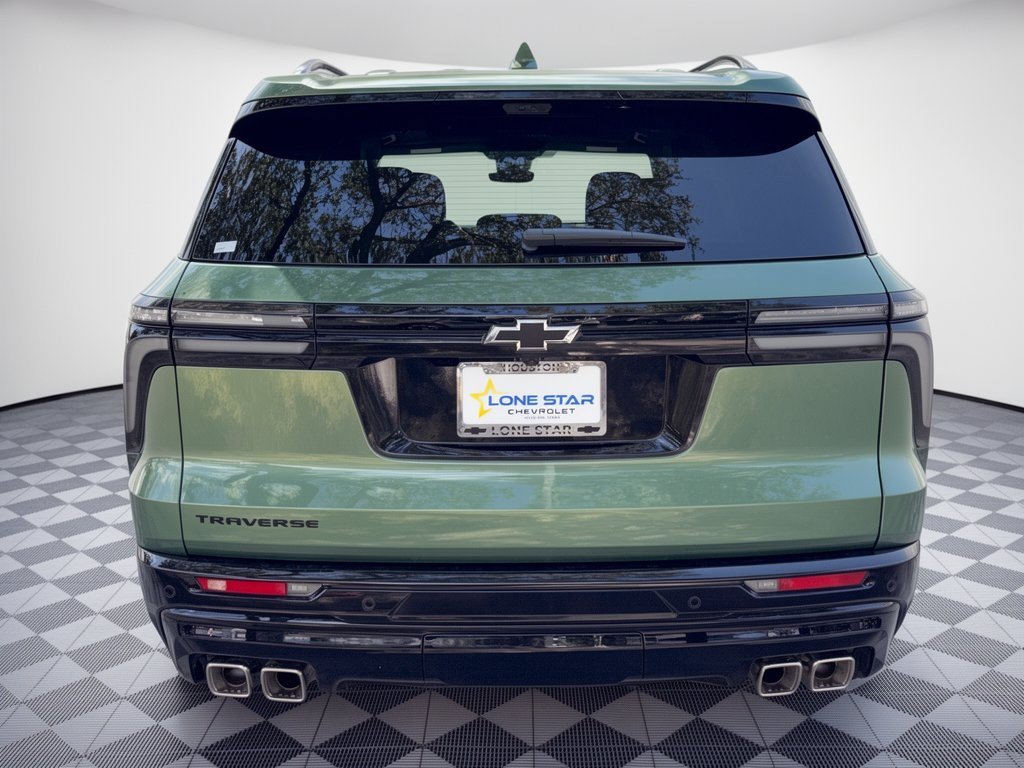 New 2027 Chevrolet Traverse RS w/ LPO, Floor Liner Package FWD image 11