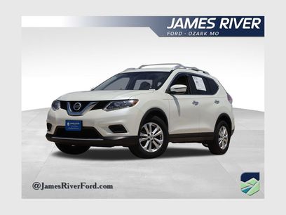 Used 2016 Nissan Rogue SV