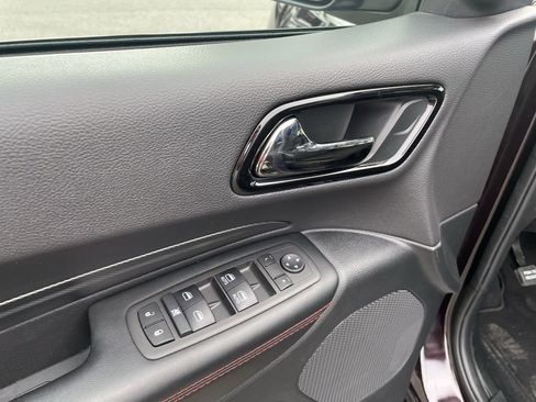 Used 2025 Dodge Durango GT w/ Blacktop Package image 12