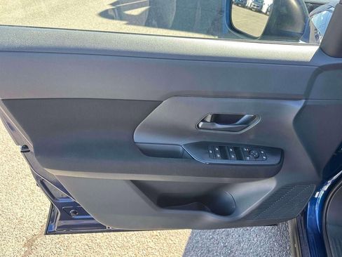 Certified 2025 Nissan Kicks S image 14