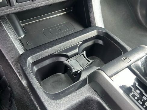 Used 2021 Toyota Tacoma TRD Sport w/ Technology Package image 36