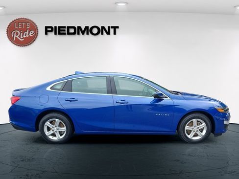 Used 2023 Chevrolet Malibu LT FWD image 4
